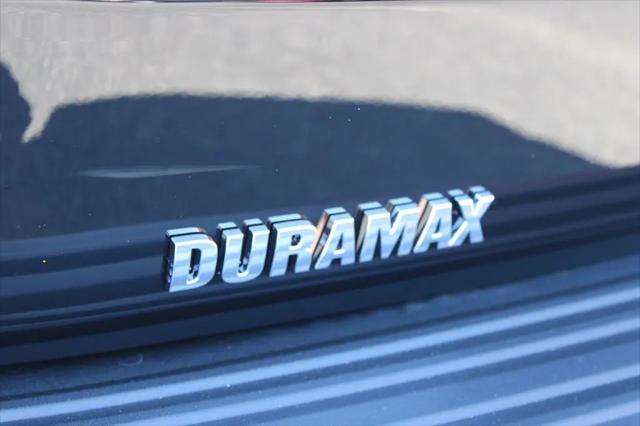 2026 Chevrolet Suburban RST, 4WD