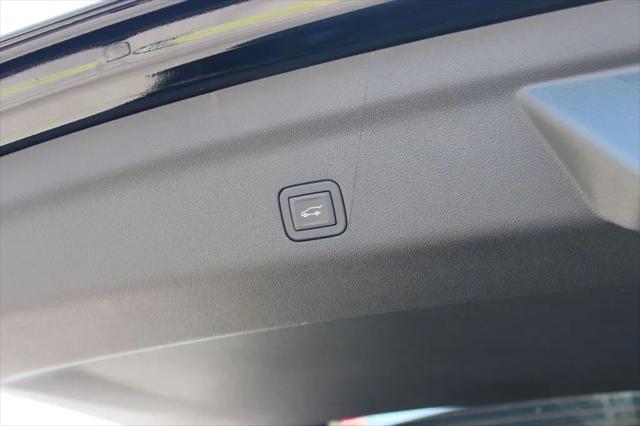 2026 Chevrolet Suburban RST, 4WD