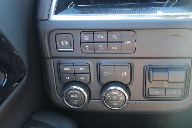 2026 Chevrolet Suburban RST, 4WD