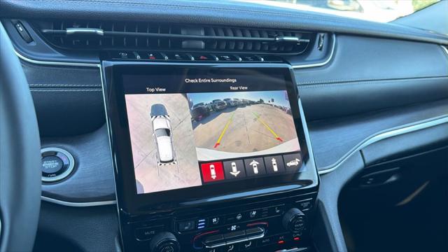 2023 Jeep Grand Cherokee L Limited 4x2