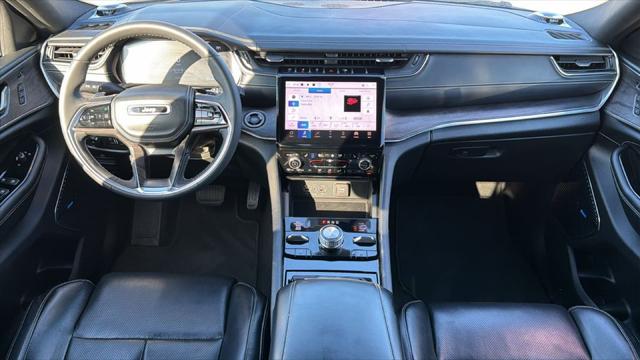 2023 Jeep Grand Cherokee L Overland 4x4