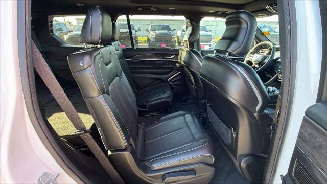 2023 Jeep Grand Cherokee L Overland 4x4