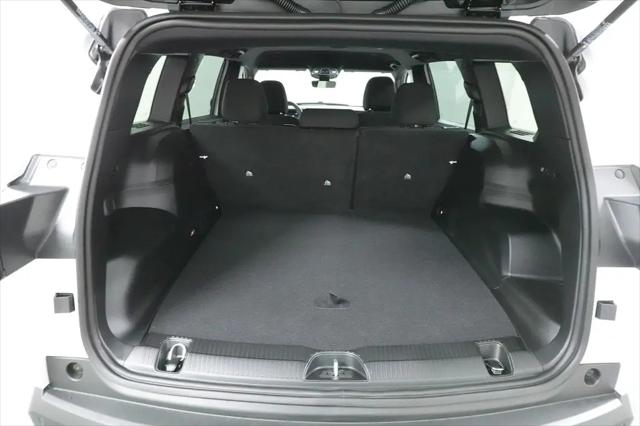 2026 Jeep Cherokee Laredo 4x4
