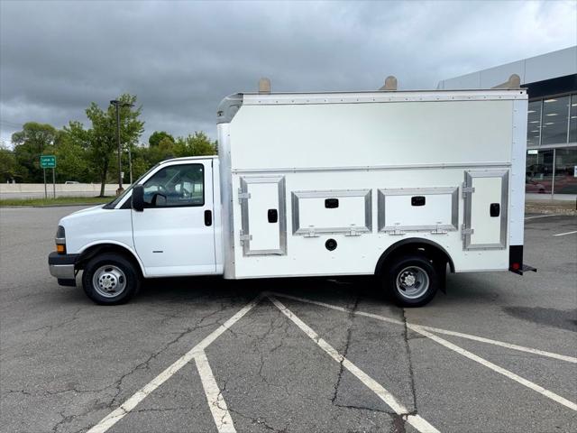 2022 Chevrolet Express Cutaway Work Van