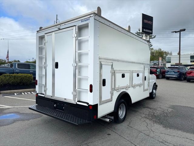 2022 Chevrolet Express Cutaway Work Van