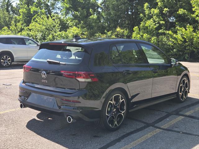 2026 Volkswagen Golf GTI Autobahn
