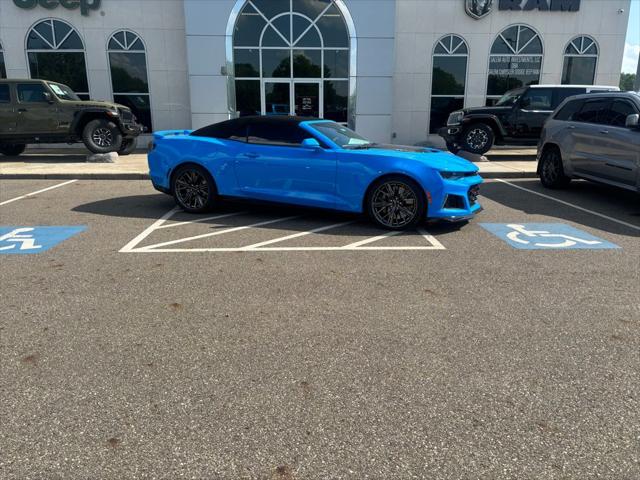 2022 Chevrolet Camaro RWD Convertible ZL1