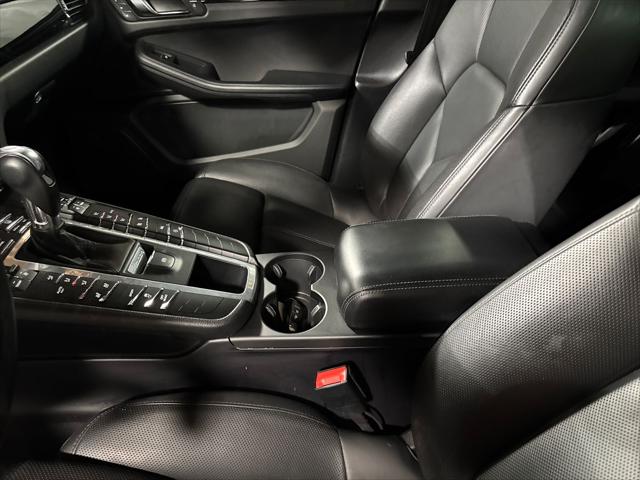 2019 Porsche Macan Base