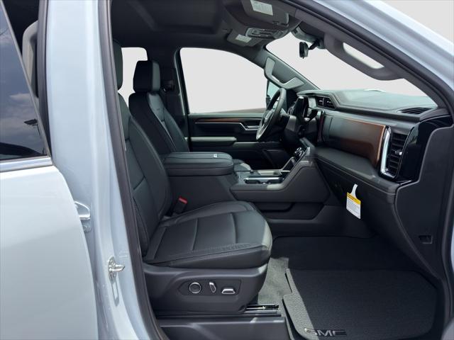 2026 GMC Sierra 2500HD Crew Cab, Standard Bed, Denali, 4WD