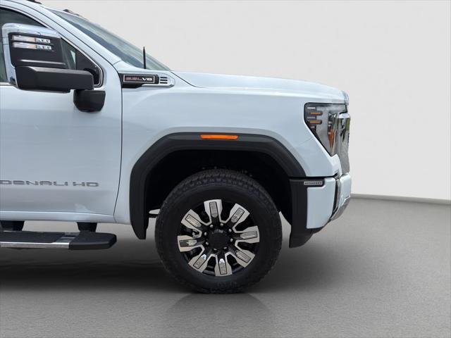 2026 GMC Sierra 2500HD Crew Cab, Standard Bed, Denali, 4WD