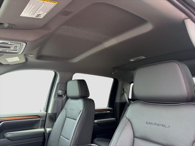 2026 GMC Sierra 2500HD Crew Cab, Standard Bed, Denali, 4WD