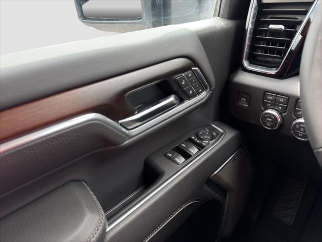 2026 GMC Sierra 2500HD Crew Cab, Standard Bed, Denali, 4WD