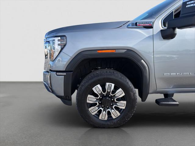2026 GMC Sierra 2500HD Crew Cab, Standard Bed, Denali, 4WD