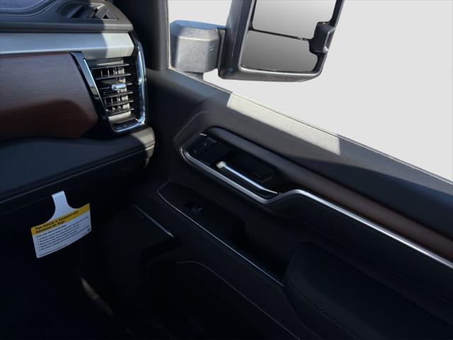 2026 GMC Sierra 2500HD Crew Cab, Standard Bed, Denali, 4WD