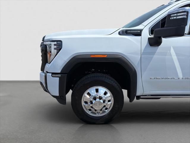 2026 GMC Sierra 3500HD Crew Cab, Long Bed, Denali Ultimate Dual Rear Wheel, 4WD