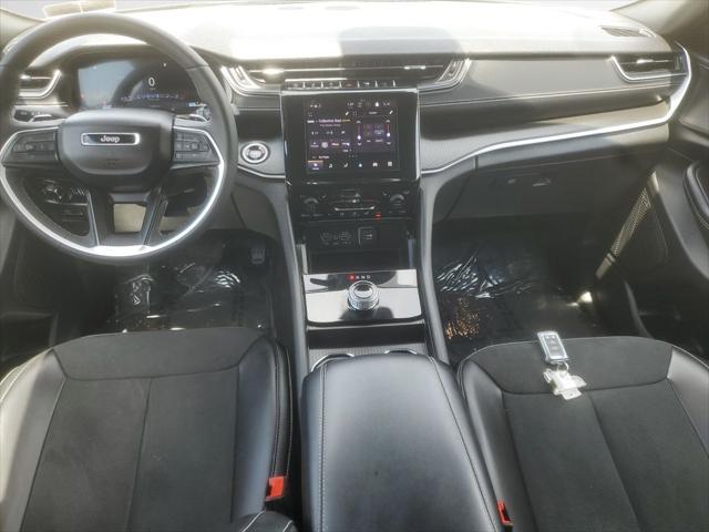 2025 Jeep Grand Cherokee Altitude 4x4