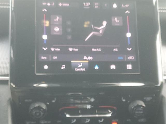 2025 Jeep Grand Cherokee Altitude 4x4