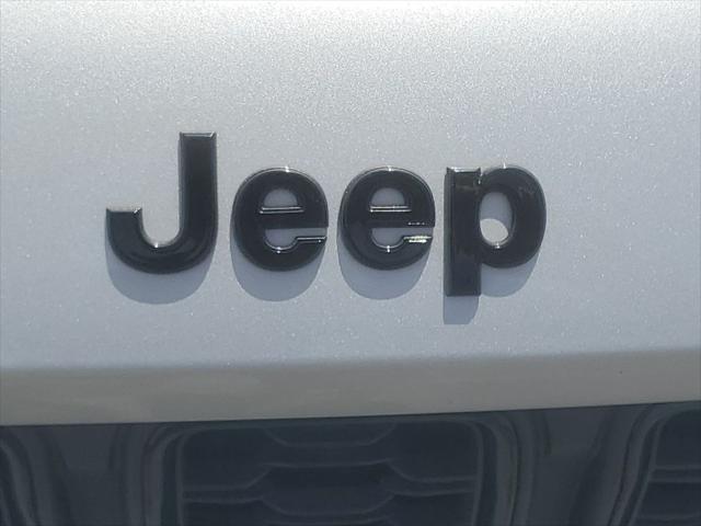 2025 Jeep Grand Cherokee Altitude 4x4