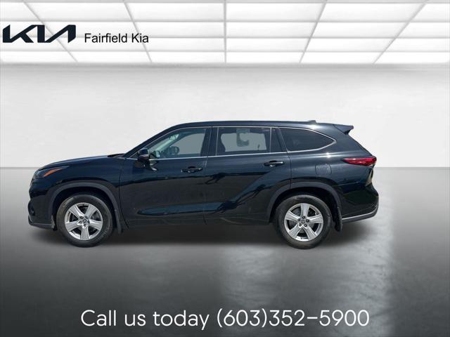 2022 Toyota Highlander LE