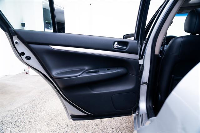 2010 INFINITI G37 X