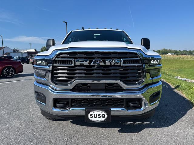 2026 RAM Ram 3500 RAM 3500 TRADESMAN CREW CAB 4X4 8 BOX