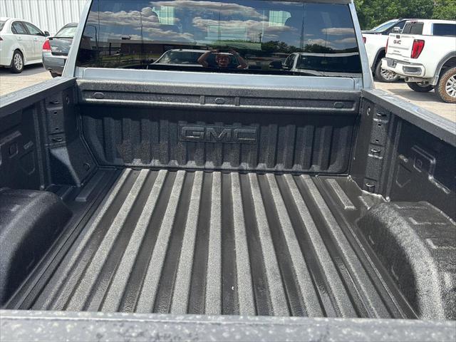 2026 GMC Sierra 2500HD Crew Cab, Standard Bed, SLE, 4WD