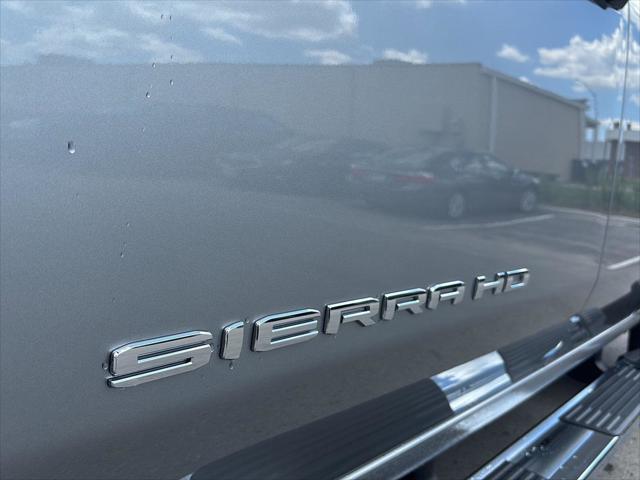 2026 GMC Sierra 2500HD Crew Cab, Standard Bed, SLE, 4WD