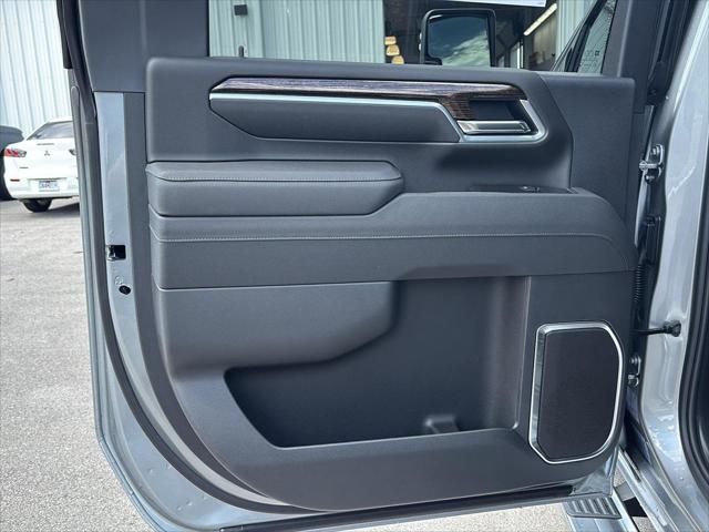 2026 GMC Sierra 2500HD Crew Cab, Standard Bed, SLE, 4WD