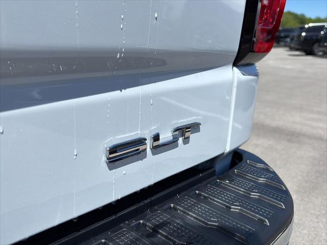 2026 GMC Sierra 1500 Crew Cab, Short Bed, SLT, 4WD