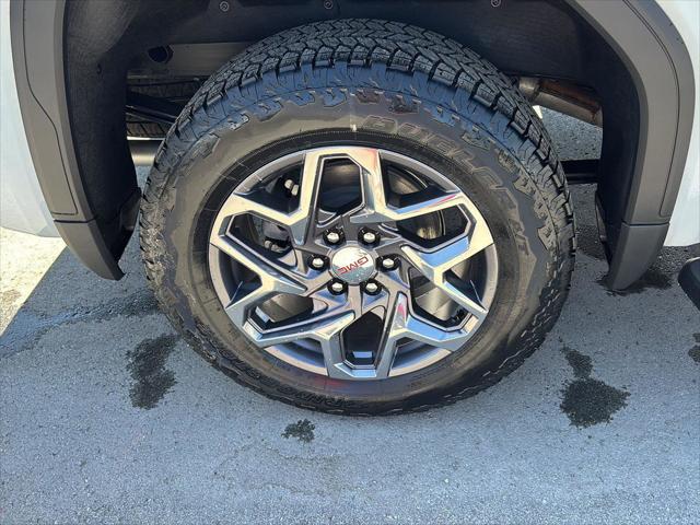 2026 GMC Sierra 1500 Crew Cab, Short Bed, SLT, 4WD