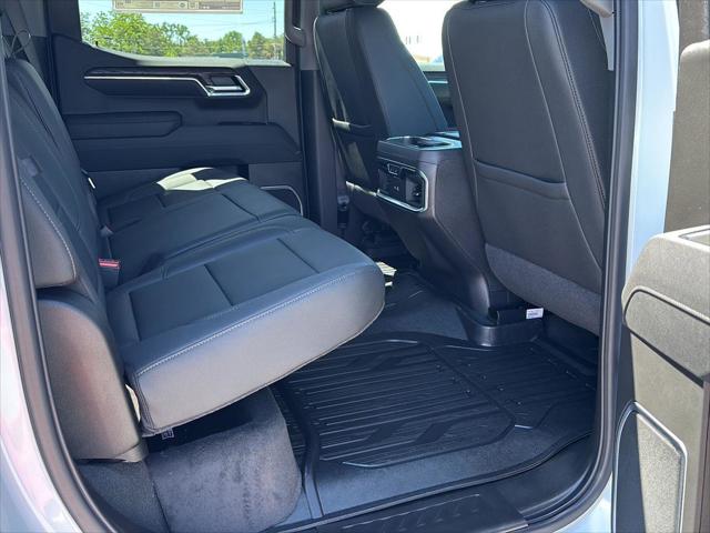 2026 GMC Sierra 1500 Crew Cab, Short Bed, SLT, 4WD