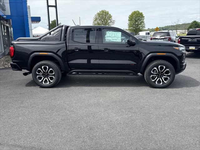2026 GMC Canyon AT4, 4WD