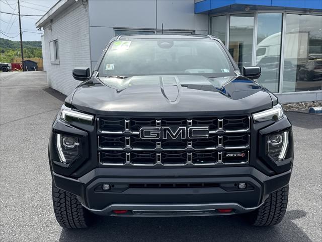 2026 GMC Canyon AT4, 4WD