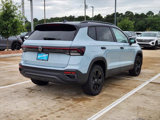 2026 Volkswagen Taos SE Black