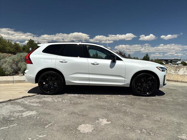 2026 Volvo XC60 Plug-In Hybrid Black Edition Ultra, T8 AWD Electric/Gasoline, Dark