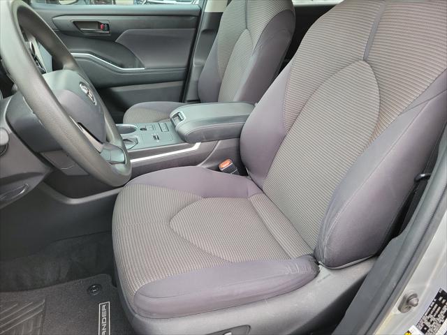 2022 Toyota Highlander L
