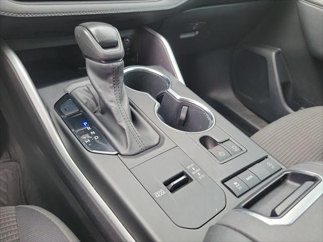 2022 Toyota Highlander L