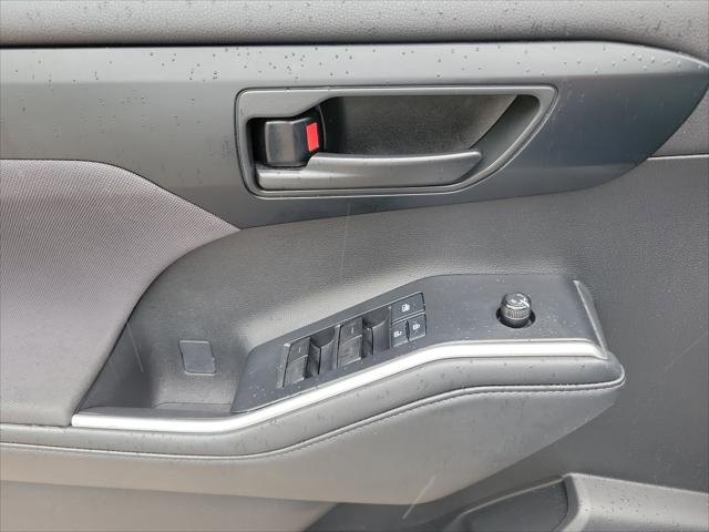2022 Toyota Highlander L