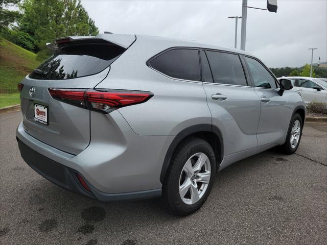 2022 Toyota Highlander L