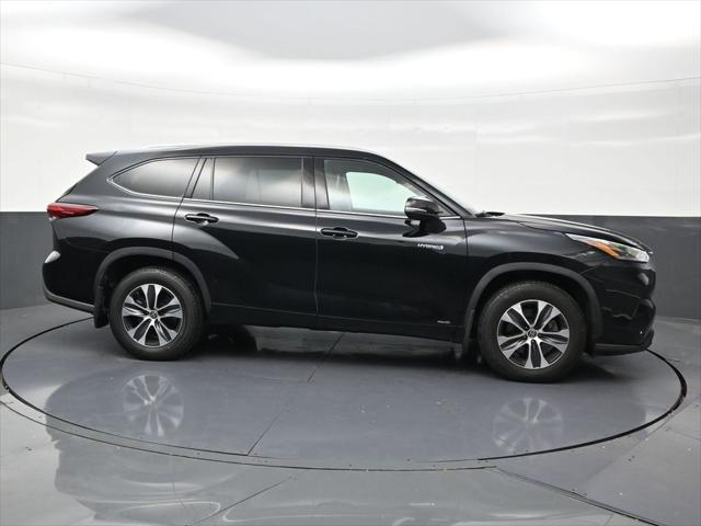 2021 Toyota Highlander Hybrid XLE