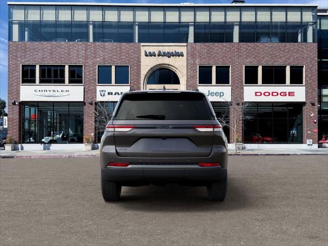 2026 Jeep Grand Cherokee Altitude 4x4