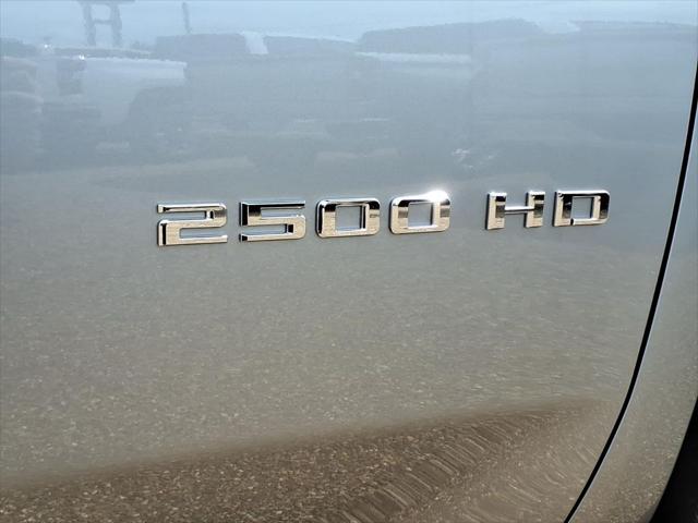 2026 Chevrolet Silverado 2500HD Crew Cab, Standard Bed, LT, 4WD