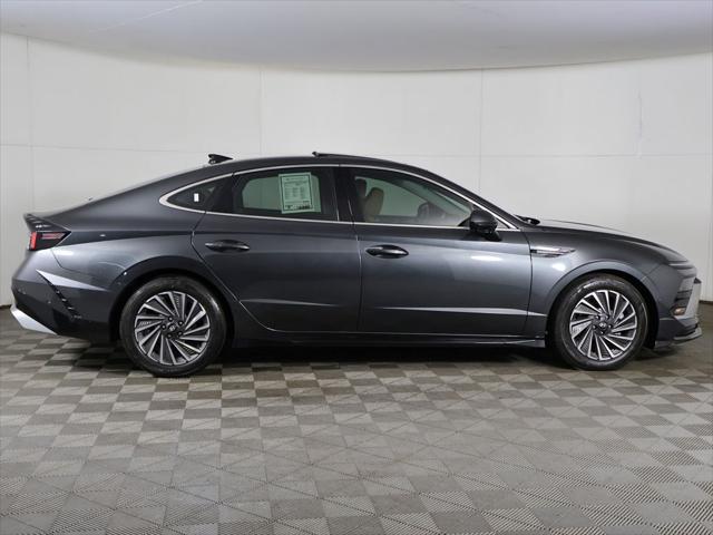 2025 Hyundai Sonata Hybrid Limited