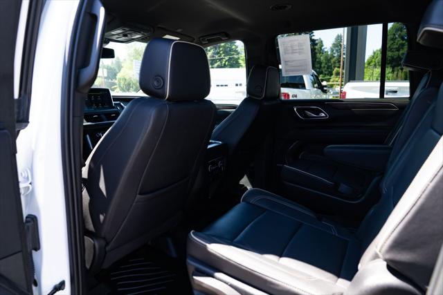 2023 Chevrolet Suburban 4WD Premier