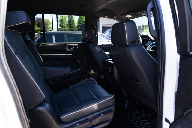 2023 Chevrolet Suburban 4WD Premier