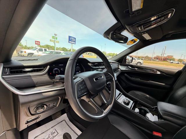 2023 Jeep Grand Cherokee L Altitude 4x4