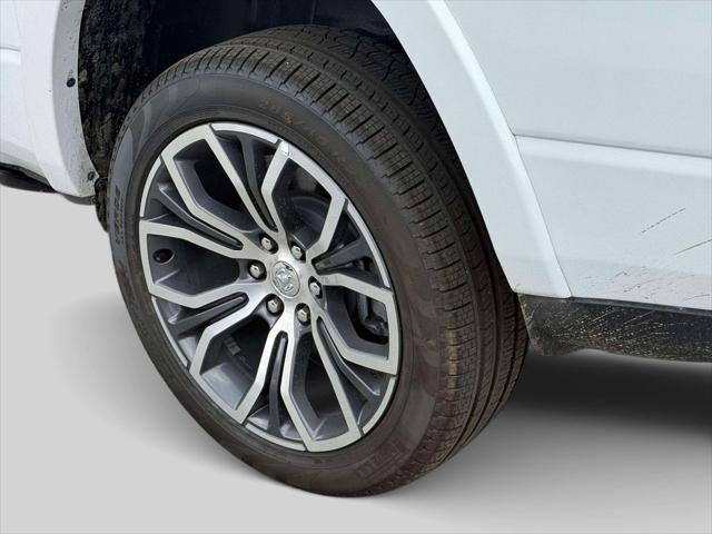 2026 Ram 1500 Tungsten Crew Cab 4x4 57 Box