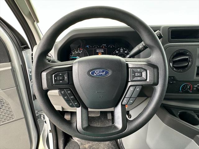 2027 Ford E-Series Cutaway Base