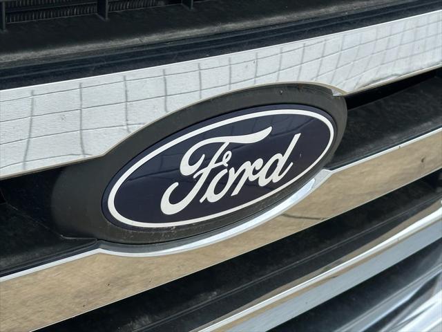 2027 Ford E-Series Cutaway Base