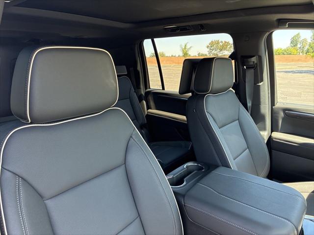 2026 Chevrolet Suburban Premier, 4WD